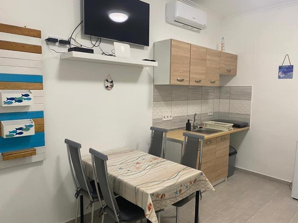 Makvirag Apartman Apartment Balatonboglar Bagian luar foto